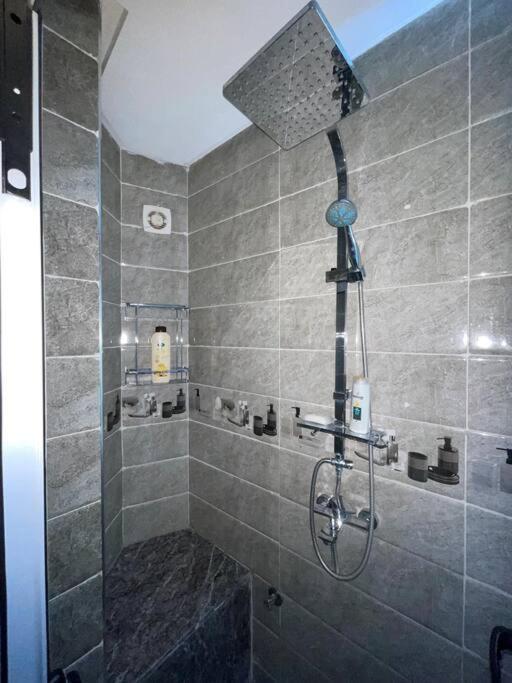 Moderne Meuble Apartment Fes